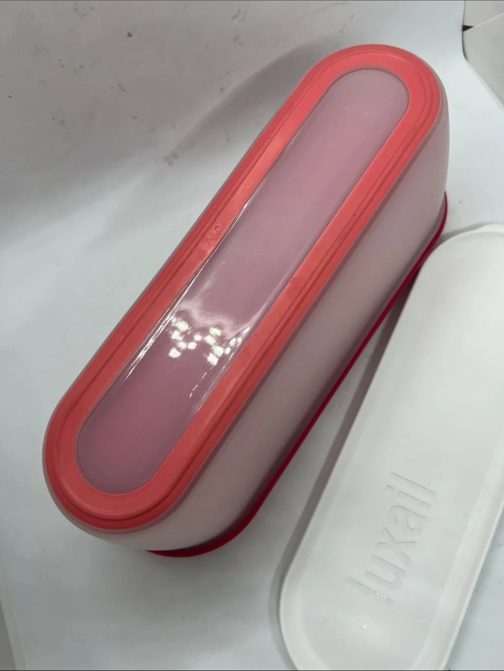 Ice Cream Container Holds 1.5 Quarts EUC